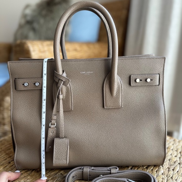 Sac De Jour Supple in Taupe - Picture 6 of 13